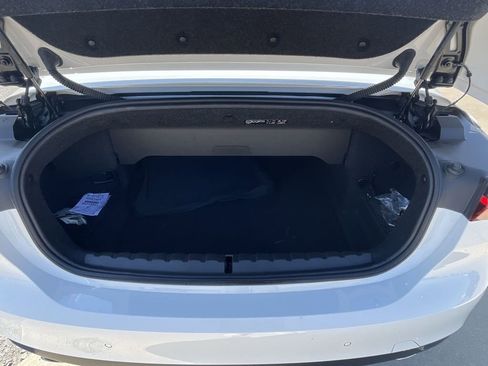 Used 2022 BMW 430i Convertible w/ Premium Package image 34