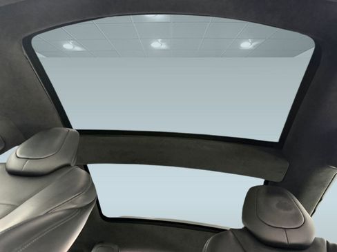 Used 2017 Tesla Model S 75 image 29