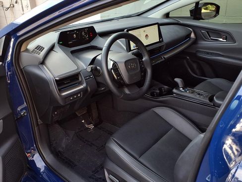 Certified 2024 Toyota Prius XLE image 16