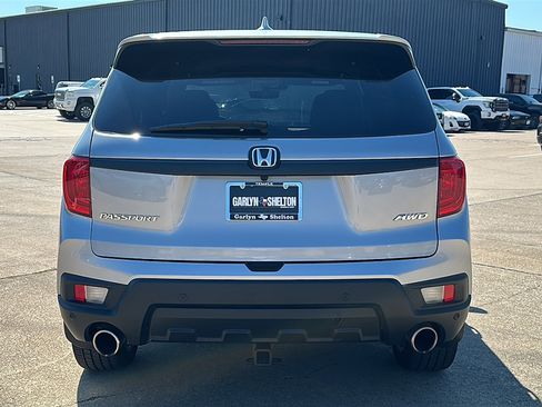 Used 2023 Honda Passport EX-L image 7