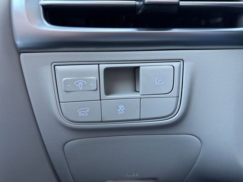 New 2026 Hyundai Tucson Limited image 18