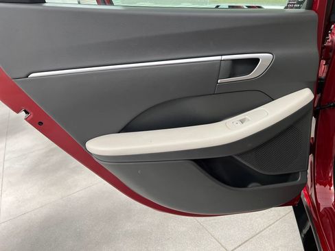 Used 2025 Hyundai Sonata SEL image 14