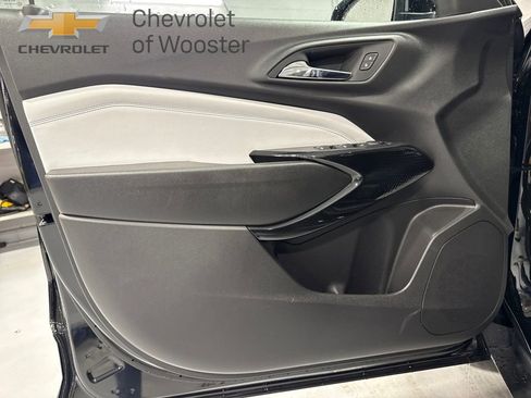 New 2026 Chevrolet Trax LT w/ LPO, Blackout Package image 18