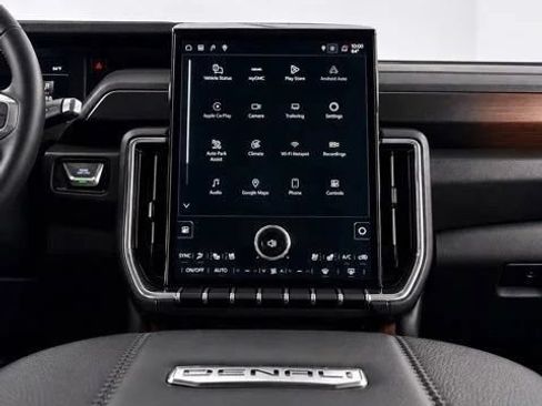 Used 2026 GMC Yukon Denali w/ Sun & Power Step Package AWD/4WD image 24