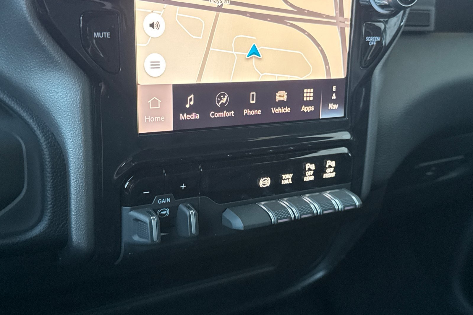 New 2026 RAM 3500 Big Horn AWD/4WD image 19