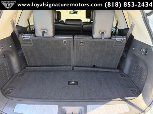 Used 2017 INFINITI QX60 Luxe w/ Deluxe Technology Package image 11