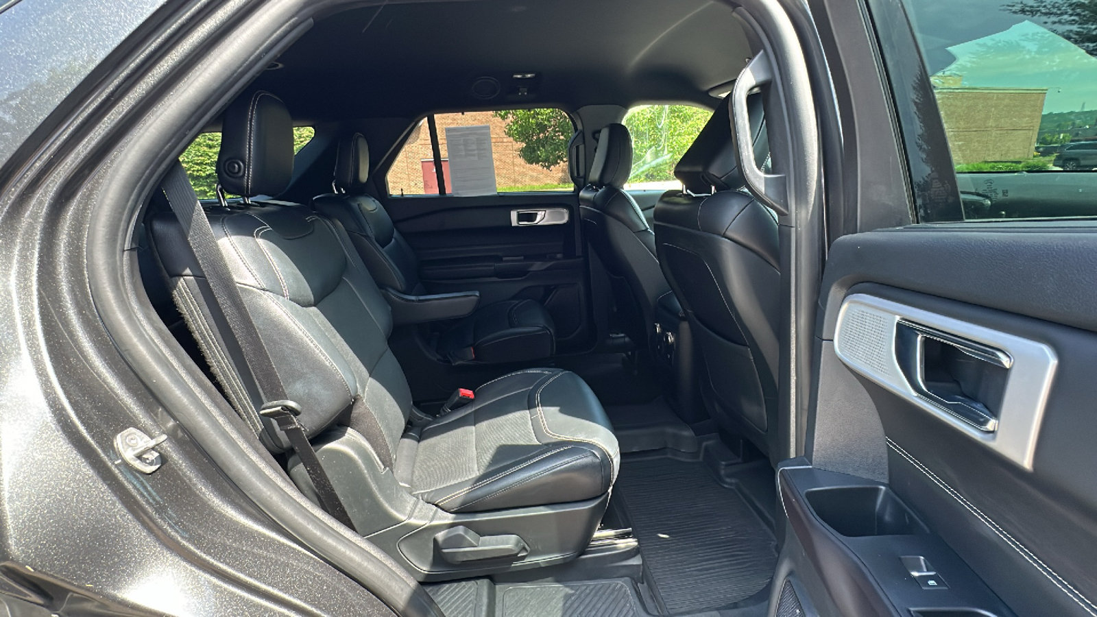 Used 2020 Ford Explorer ST w/ Premium Technology Package AWD/4WD image 25