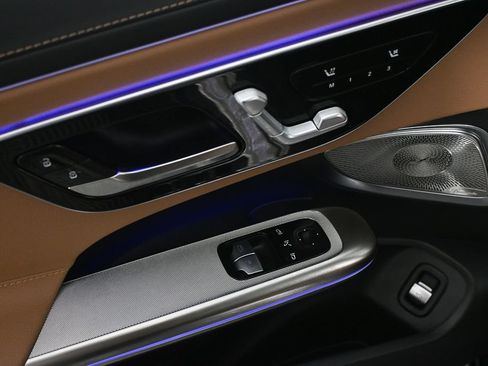 Certified 2026 Mercedes-Benz CLE 300 4MATIC Coupe image 8