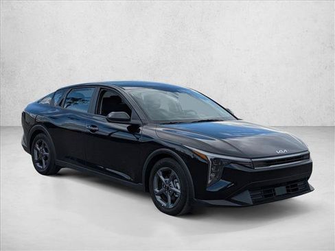 Used 2025 Kia K4 FWD image 3