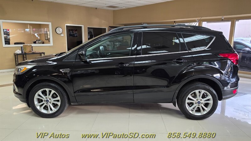 Used 2019 Ford Escape SEL FWD image 6