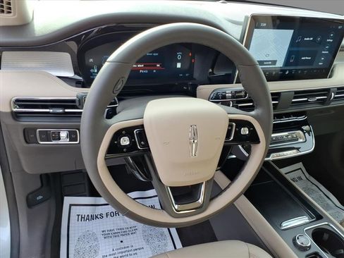 Certified 2024 Lincoln Corsair FWD image 21