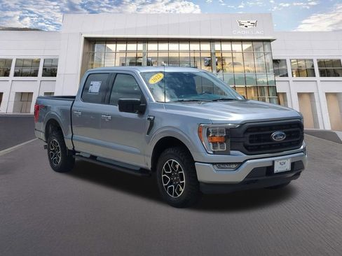 Used 2022 Ford F150 XLT w/ Equipment Group 302A High AWD/4WD image 3