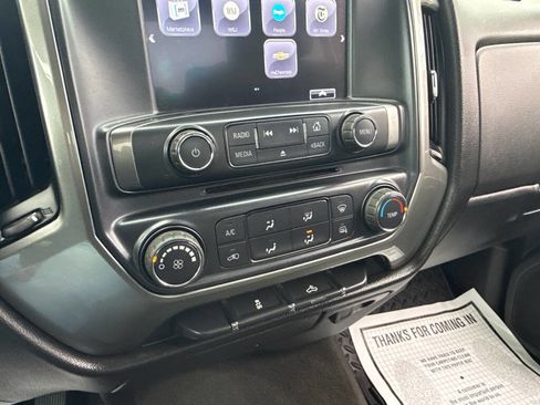 Used 2018 Chevrolet Silverado 1500 LT image 32