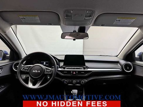 Used 2024 Kia Forte LXS w/ LXS Technology Package image 11