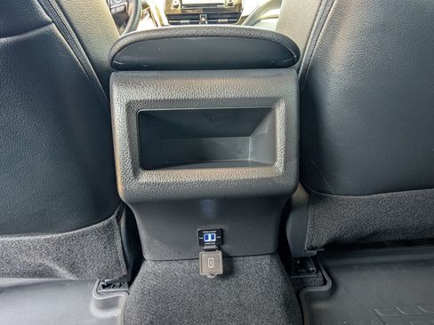 Used 2024 Toyota Camry SE w/ Blackout Package (TMS) FWD image 7