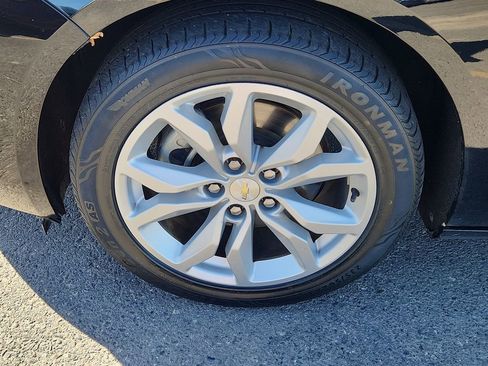 Used 2020 Chevrolet Impala LT FWD image 11