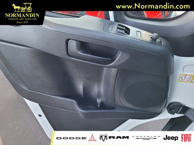 Used 2025 RAM ProMaster 1500 w/ Safety Group FWD image 15