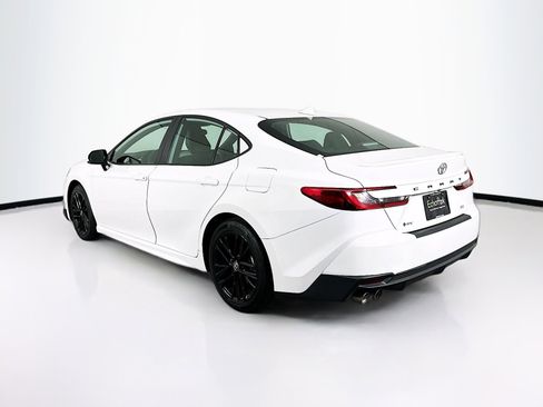 Used 2025 Toyota Camry SE FWD image 5