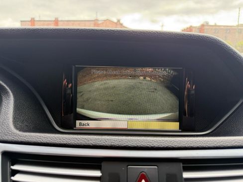 Used 2012 Mercedes-Benz E 350 4MATIC Sedan image 12