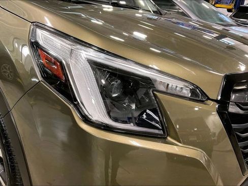 Used 2023 Subaru Forester Limited image 28