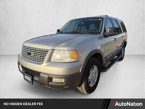 Used 2004 Ford Expedition XLT RWD image 1