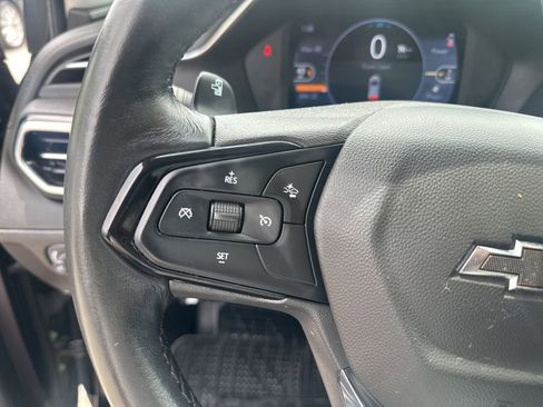 Used 2023 Chevrolet Bolt EUV LT w/ Convenience Package FWD image 13