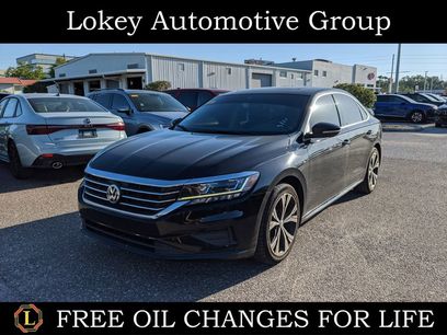Used 2022 Volkswagen Passat 2.0T SE