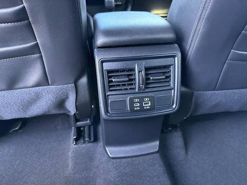 Used 2025 Subaru Forester Premium w/ Convenience Package #1 image 20