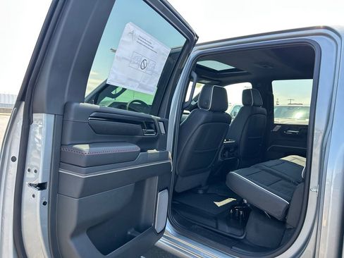 New 2026 GMC Sierra 2500 AT4X AWD/4WD image 33