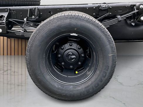 New 2026 RAM 3500 Tradesman AWD/4WD image 31