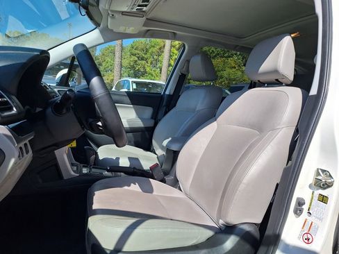 Used 2017 Subaru Forester 2.5i Limited image 13