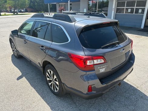 Used 2015 Subaru Outback 3.6R Limited AWD/4WD image 6