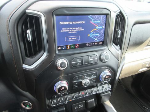 Certified 2021 GMC Sierra 2500 AT4 w/ AT4 Premium Plus Package AWD/4WD image 35