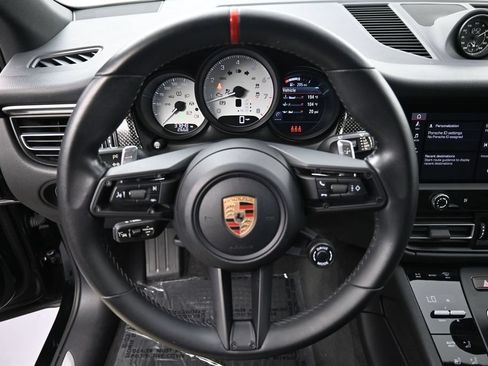 Certified 2023 Porsche Macan S AWD/4WD image 12