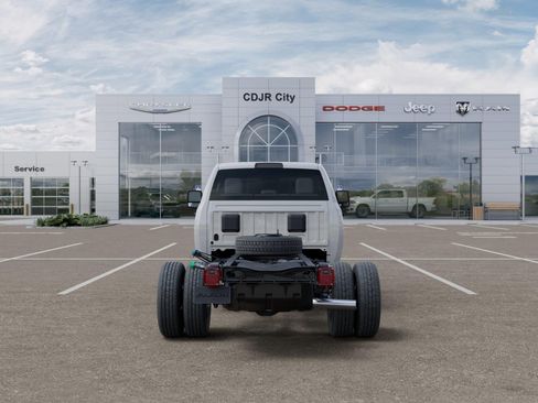 New 2026 RAM 3500 Tradesman AWD/4WD image 7