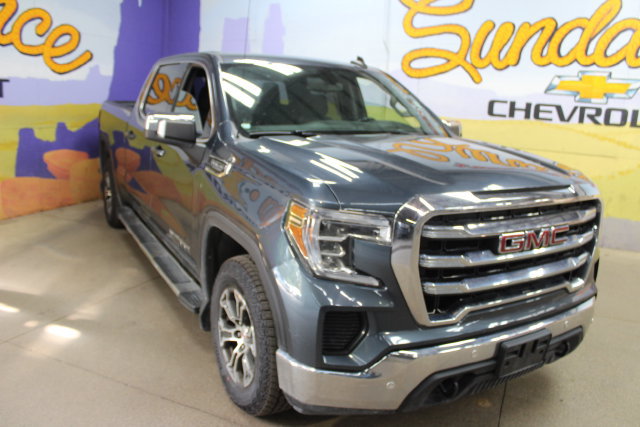 Used 2019 GMC Sierra 1500 SLE w/ X31 Off-Road Package AWD/4WD image 2