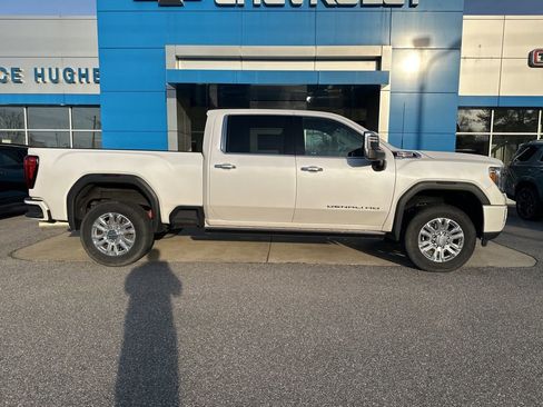 Used 2022 GMC Sierra 2500 Denali w/ Denali Ultimate Package image 3