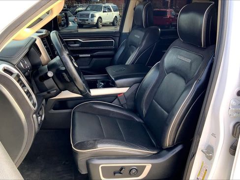 Used 2020 RAM 1500 Laramie image 7