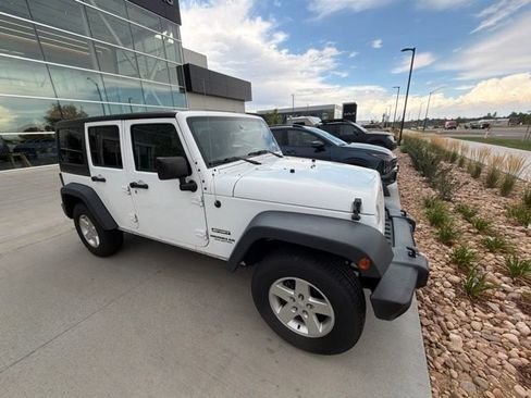 Used 2016 Jeep Wrangler Unlimited Sport w/ Quick Order Package 24S AWD/4WD image 1