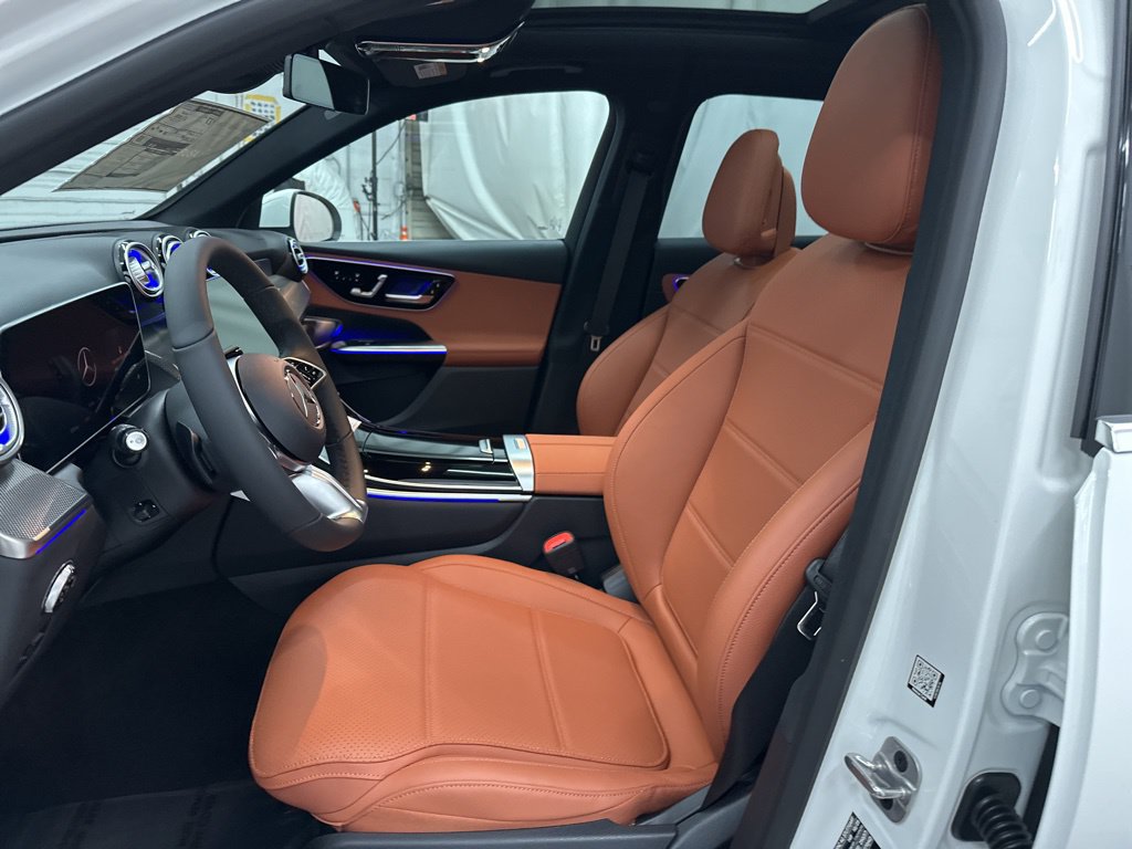 Used 2026 Mercedes-Benz GLC 300 image 18
