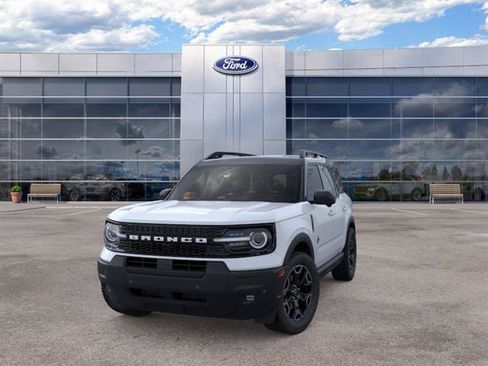 New 2026 Ford Bronco Sport Outer Banks w/ Outer Banks Tech Package+ AWD/4WD image 2