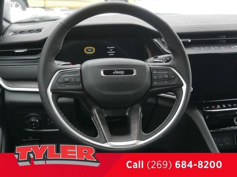 New 2026 Jeep Grand Cherokee Limited image 43