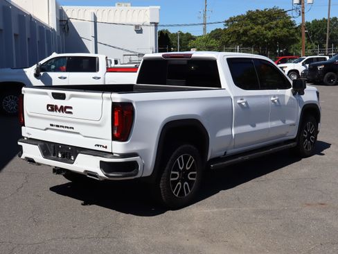Used 2024 GMC Sierra 1500 AT4 w/ AT4 Premium Package AWD/4WD image 10