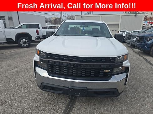 Used 2020 Chevrolet Silverado 1500 W/T w/ Trailering Package image 2
