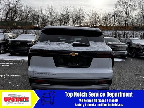 New 2026 Chevrolet Traverse LT w/ Driver Confidence Package image 5