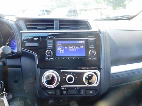 Used 2016 Honda Fit LX image 10