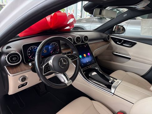 Certified 2025 Mercedes-Benz C 300 4MATIC Sedan image 9