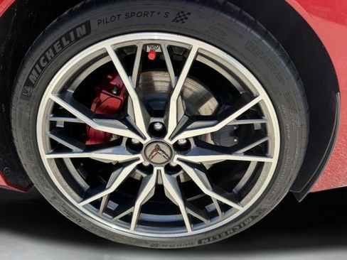 Certified 2025 Chevrolet Corvette Stingray Premium Conv w/ Z51 Performance Package RWD image 32