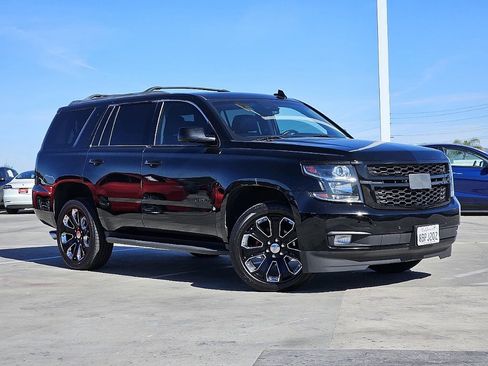 Used 2018 Chevrolet Tahoe LT RWD image 3