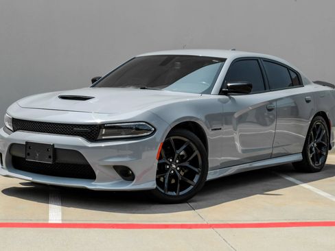 Used 2022 Dodge Charger R/T w/ Blacktop Package RWD image 12